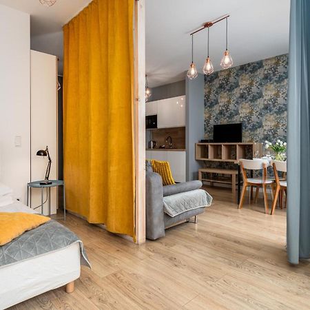 Apartamenty Sun & Snow 19 Dzielnica With Free Parking Warsawa Bagian luar foto