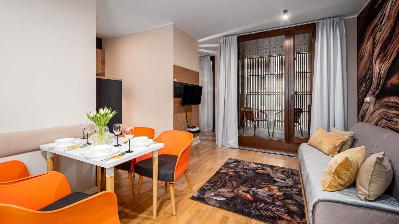 Apartamenty Sun & Snow 19 Dzielnica With Free Parking Warsawa Bagian luar foto