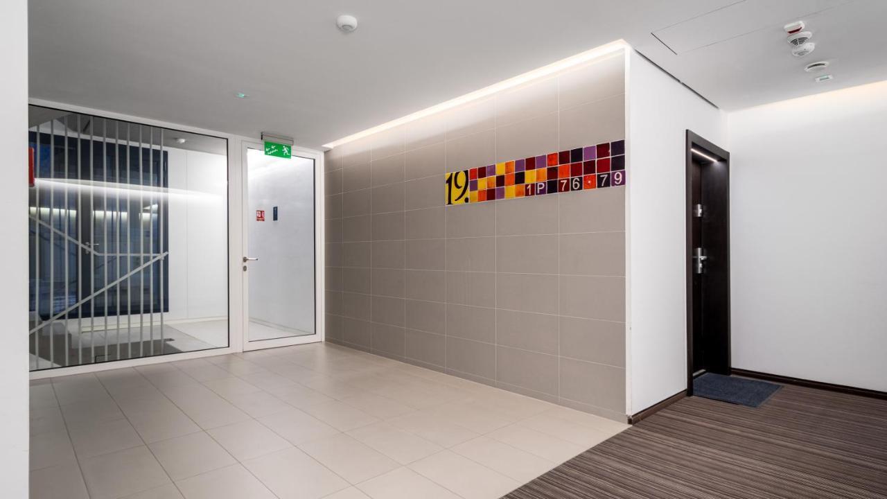 Apartamenty Sun & Snow 19 Dzielnica With Free Parking Warsawa Bagian luar foto