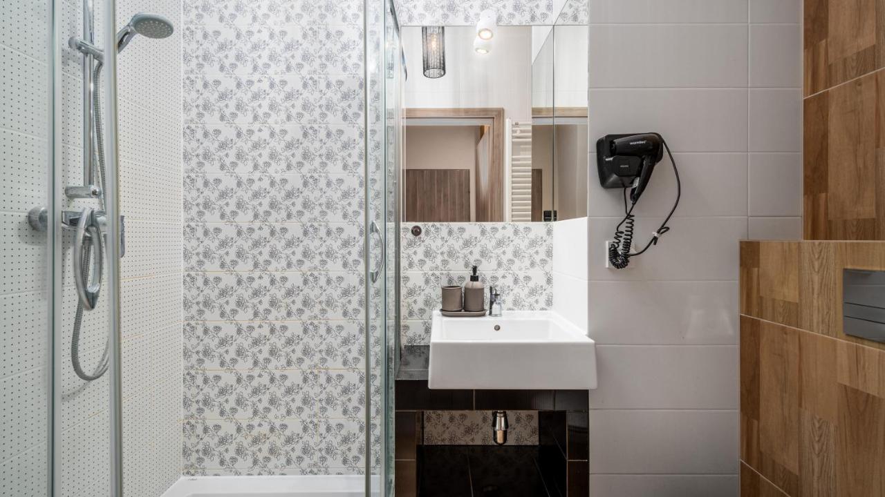 Apartamenty Sun & Snow 19 Dzielnica With Free Parking Warsawa Bagian luar foto