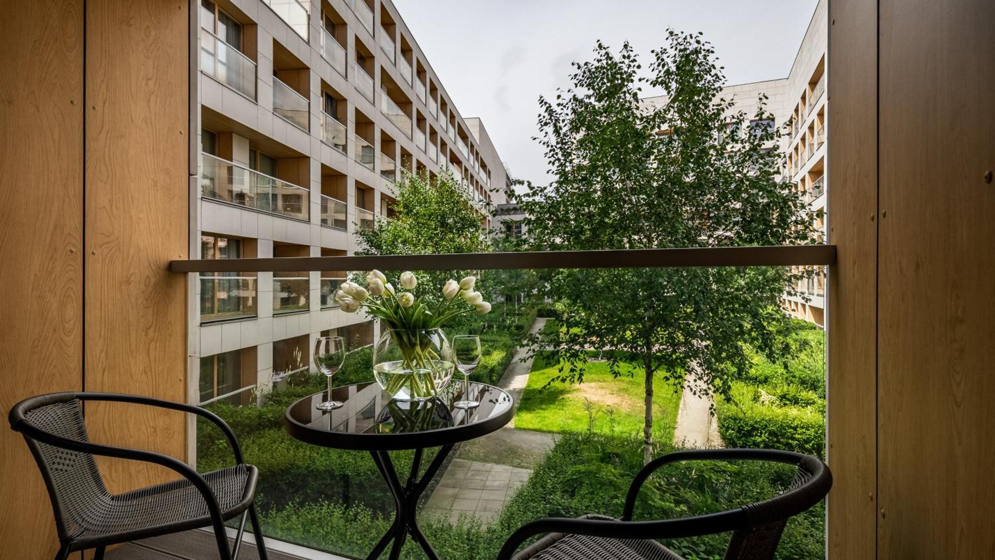 Apartamenty Sun & Snow 19 Dzielnica With Free Parking Warsawa Bagian luar foto